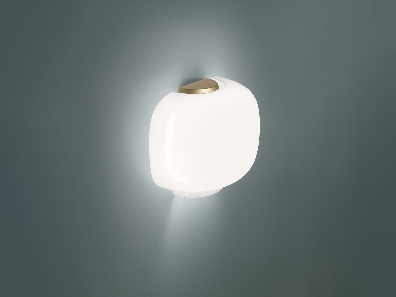 https://objectstorage.ap-seoul-1.oraclecloud.com/n/cnk6gaix2gpw/b/loqoqo-conv/o/foscarini/chouchin-semi-wall-lamp/chouhcin_semi_wall_lamp_foscarini0000Chouchin_altooro.jpg