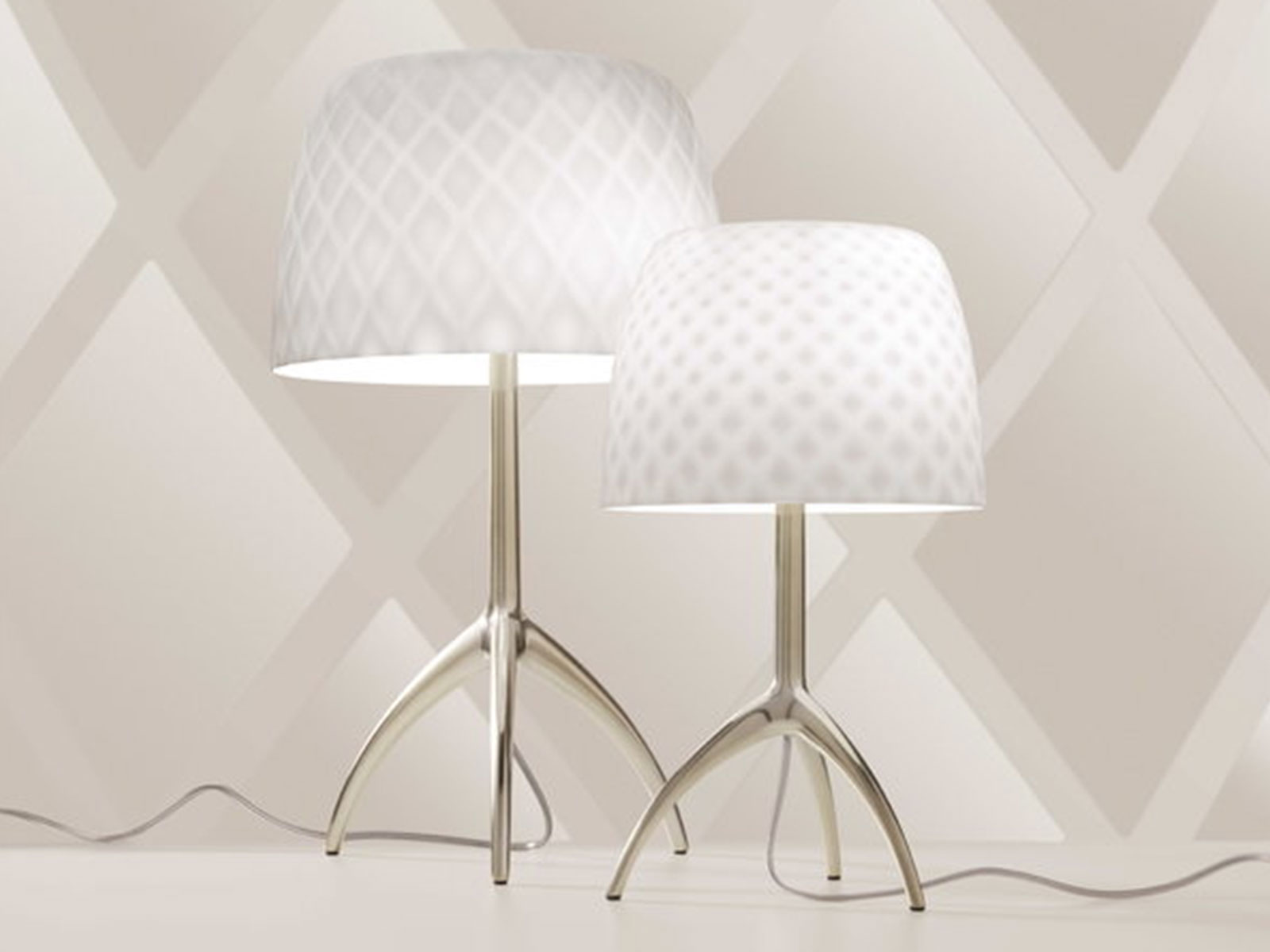 https://objectstorage.ap-seoul-1.oraclecloud.com/n/cnk6gaix2gpw/b/loqoqo-conv/o/foscarini/lumiere-30-th-small-table-lamp/foscarini-30-th-mohd.1-jpg_1_1.jpg