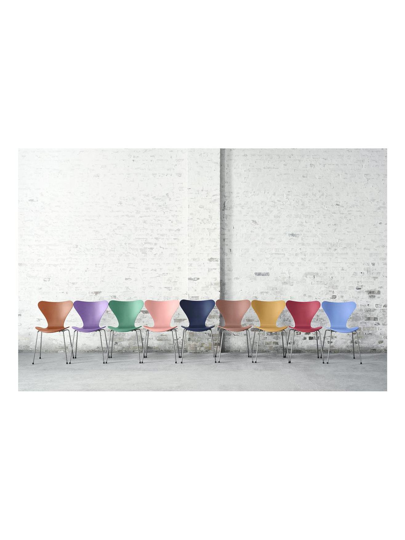 https://objectstorage.ap-seoul-1.oraclecloud.com/n/cnk6gaix2gpw/b/loqoqo-conv/o/fritz-hansen/series-7-chair-3107-special-height-43-cm/17fb7be2-86d5-4277-8d27-aabccae14297.jpg