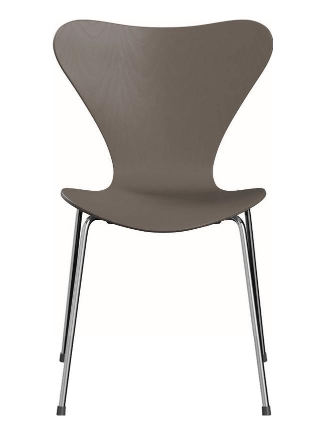 https://objectstorage.ap-seoul-1.oraclecloud.com/n/cnk6gaix2gpw/b/loqoqo-conv/o/fritz-hansen/series-7-™-chair-coloured-ash/serie7145.jpg