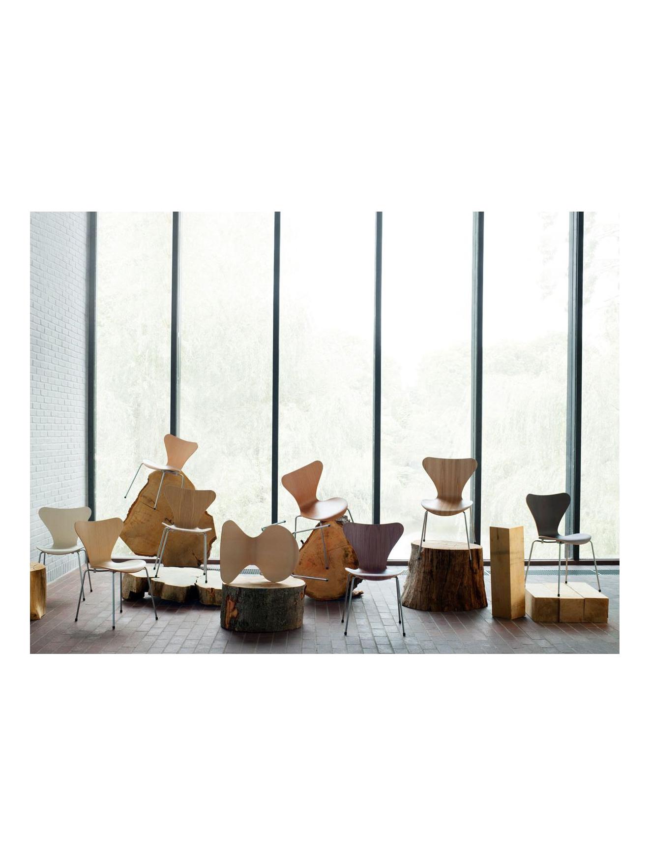 https://objectstorage.ap-seoul-1.oraclecloud.com/n/cnk6gaix2gpw/b/loqoqo-conv/o/fritz-hansen/series-7-™-chair-stackable-natural-veneer/series-7-chair-1-natural-veneer-fritz-hansen.jpg