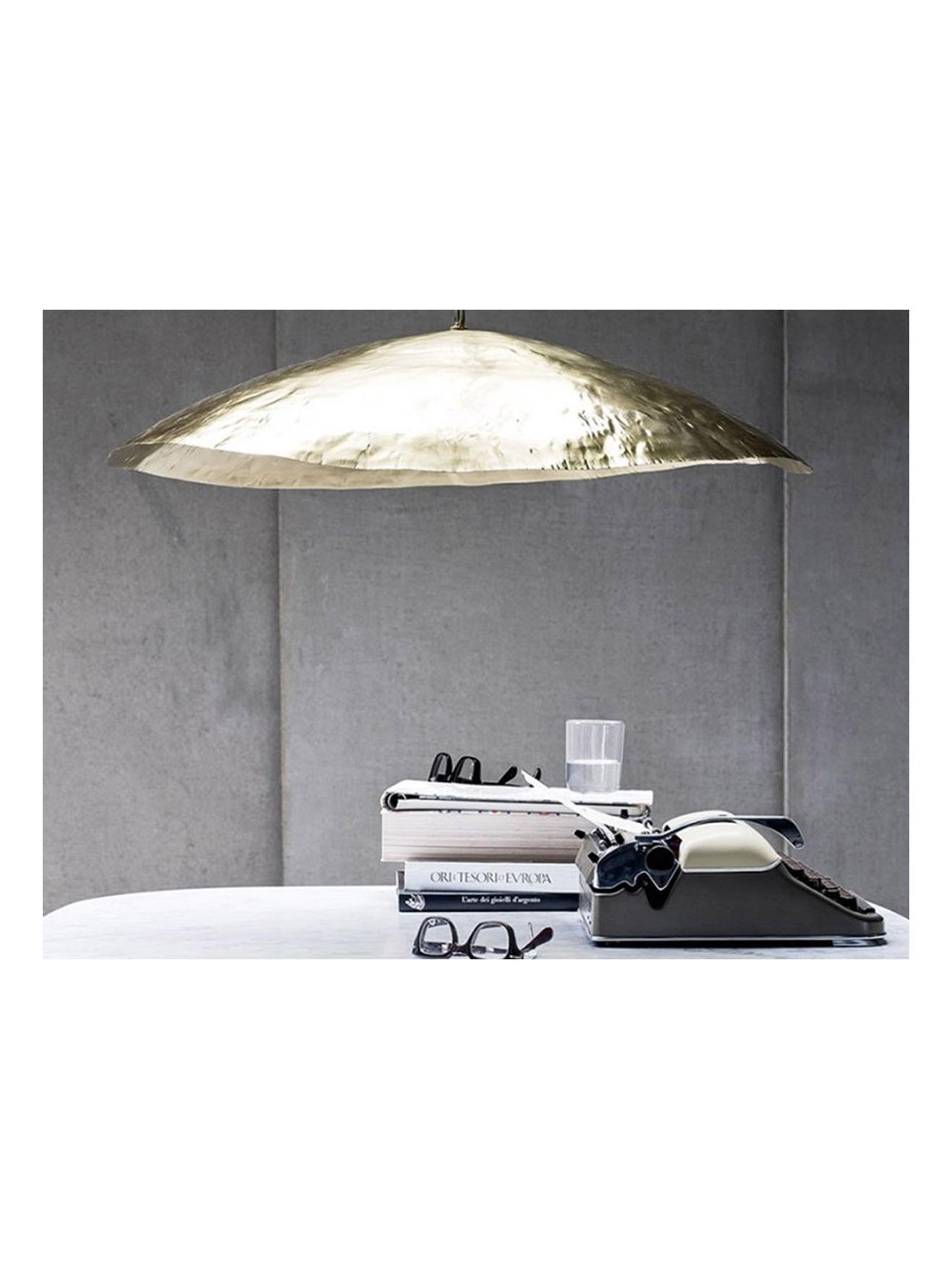 https://objectstorage.ap-seoul-1.oraclecloud.com/n/cnk6gaix2gpw/b/loqoqo-conv/o/gervasoni/brass-95-suspension-lamp/95_2.jpg
