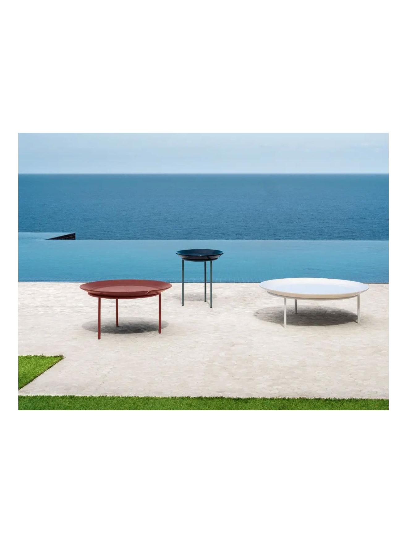 https://objectstorage.ap-seoul-1.oraclecloud.com/n/cnk6gaix2gpw/b/loqoqo-conv/o/gervasoni/brise-54-outdoor-coffee-table/brise-54-red_1.jpg