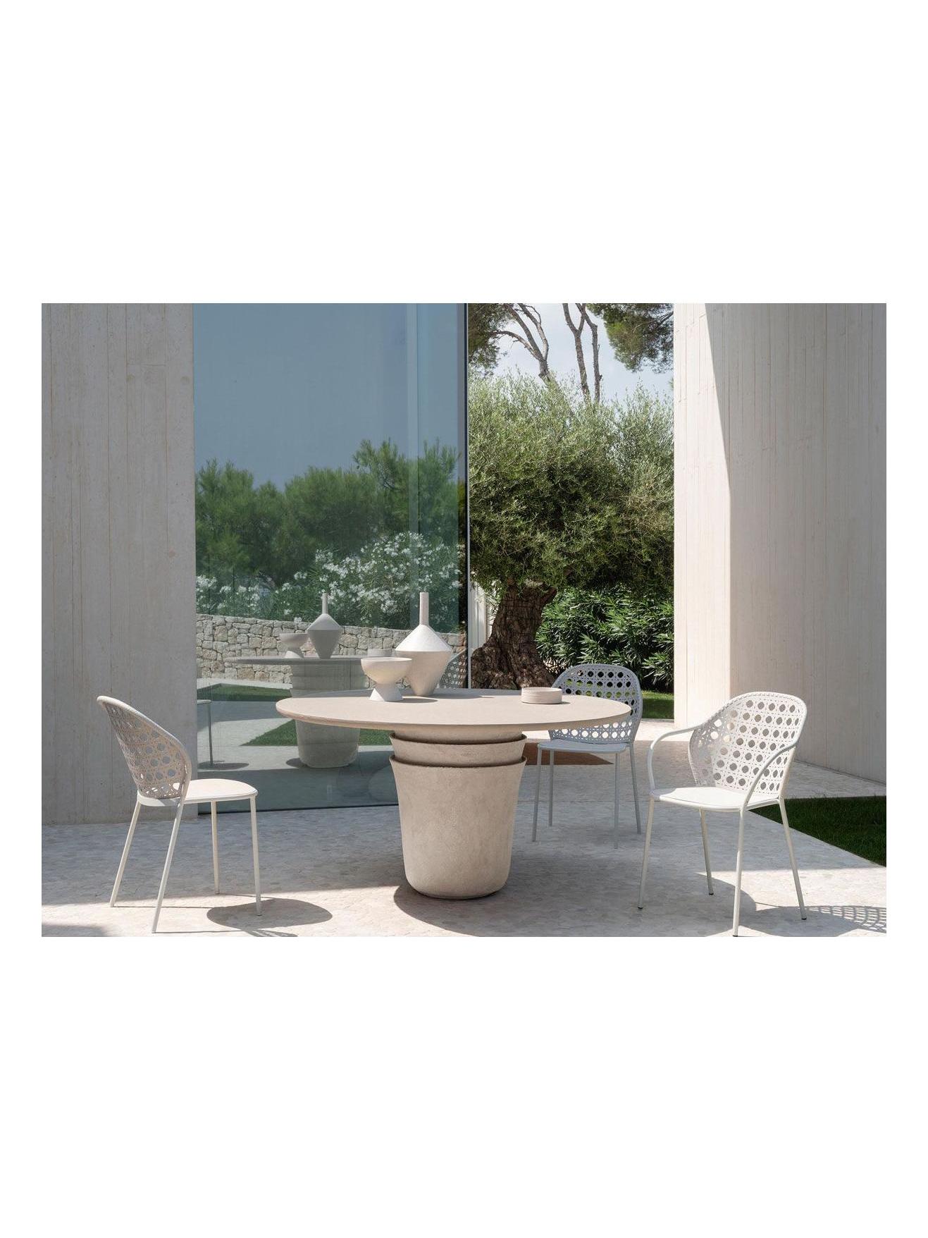 https://objectstorage.ap-seoul-1.oraclecloud.com/n/cnk6gaix2gpw/b/loqoqo-conv/o/gervasoni/kasane-39-outdoor-table/gervasoni-kasanesabbia-5-6184.jpg
