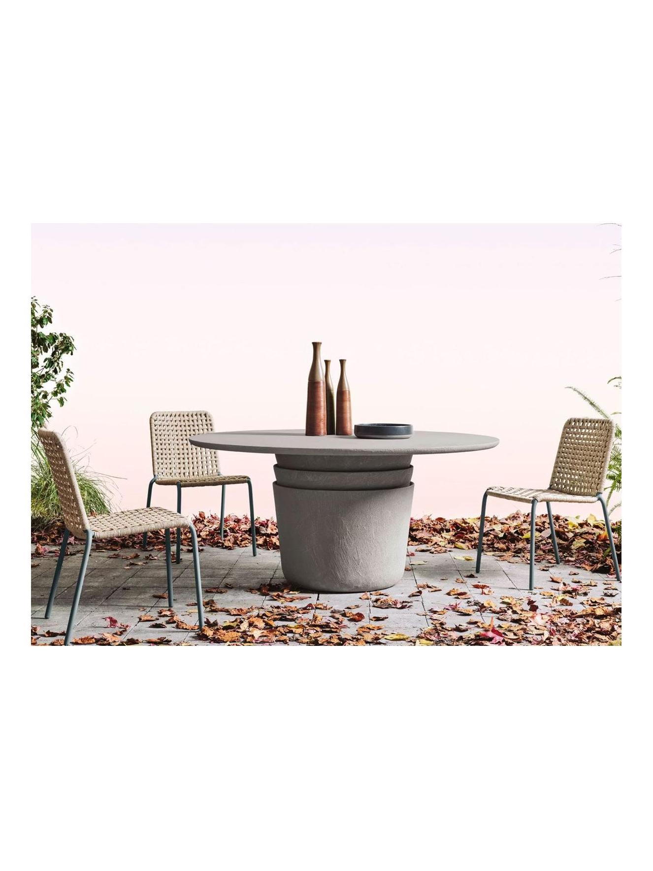 https://objectstorage.ap-seoul-1.oraclecloud.com/n/cnk6gaix2gpw/b/loqoqo-conv/o/gervasoni/kasane-39-outdoor-table/pietra-kasane2-2-1543.jpg