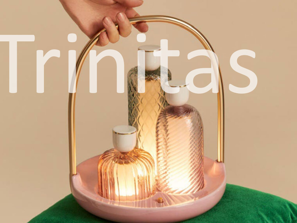 https://objectstorage.ap-seoul-1.oraclecloud.com/n/cnk6gaix2gpw/b/loqoqo-conv/o/ginori-1735/trinitas-table-lamp/trinitas-ginori.jpg