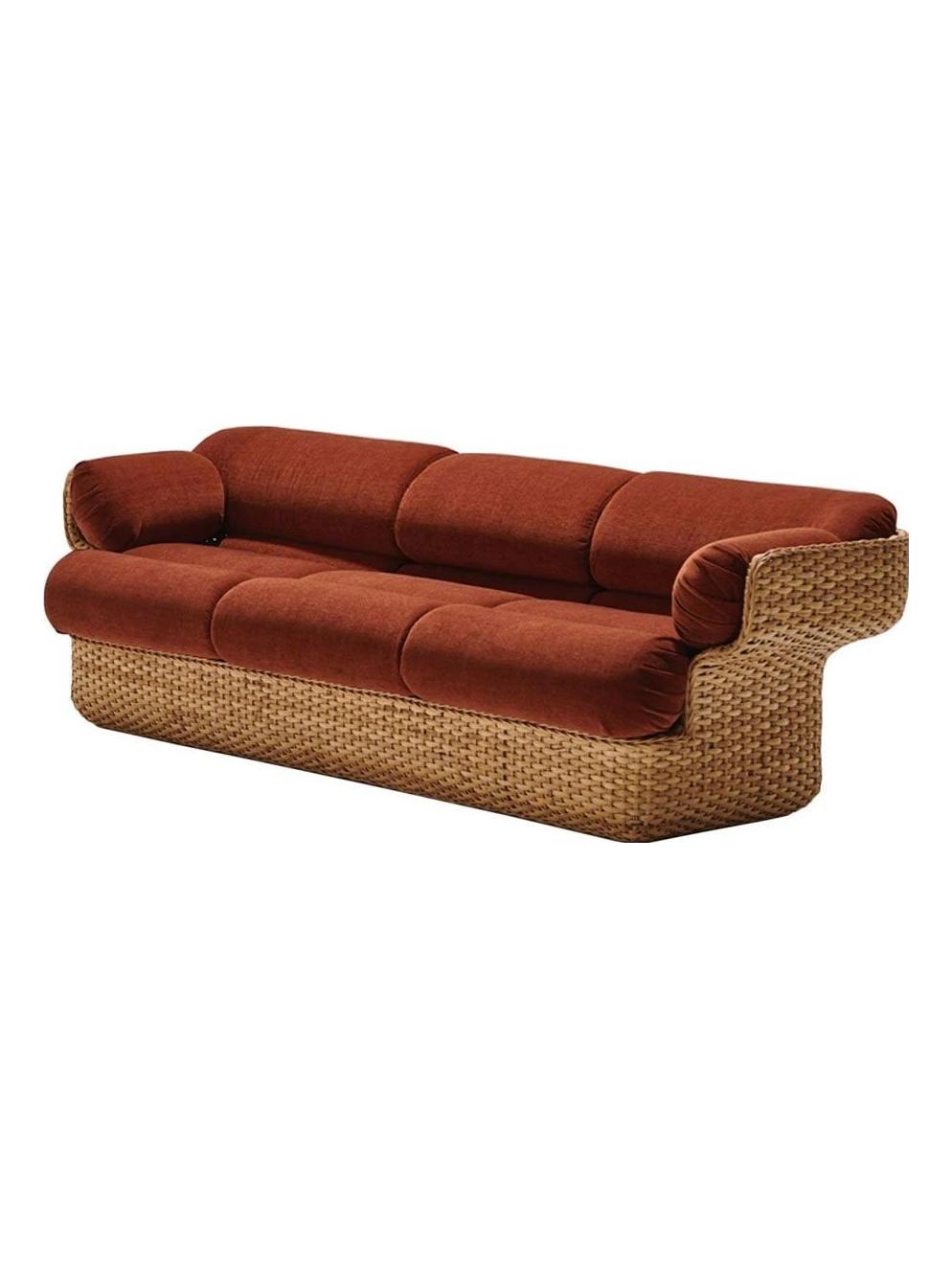 https://objectstorage.ap-seoul-1.oraclecloud.com/n/cnk6gaix2gpw/b/loqoqo-conv/o/gubi/basket-sofa-fully-upholstered-3-seater-base-finish-rattan-upholstered-with-belsuede-special-fr-dedar-133-standard/BasketSofa3PostiGubi4.jpg