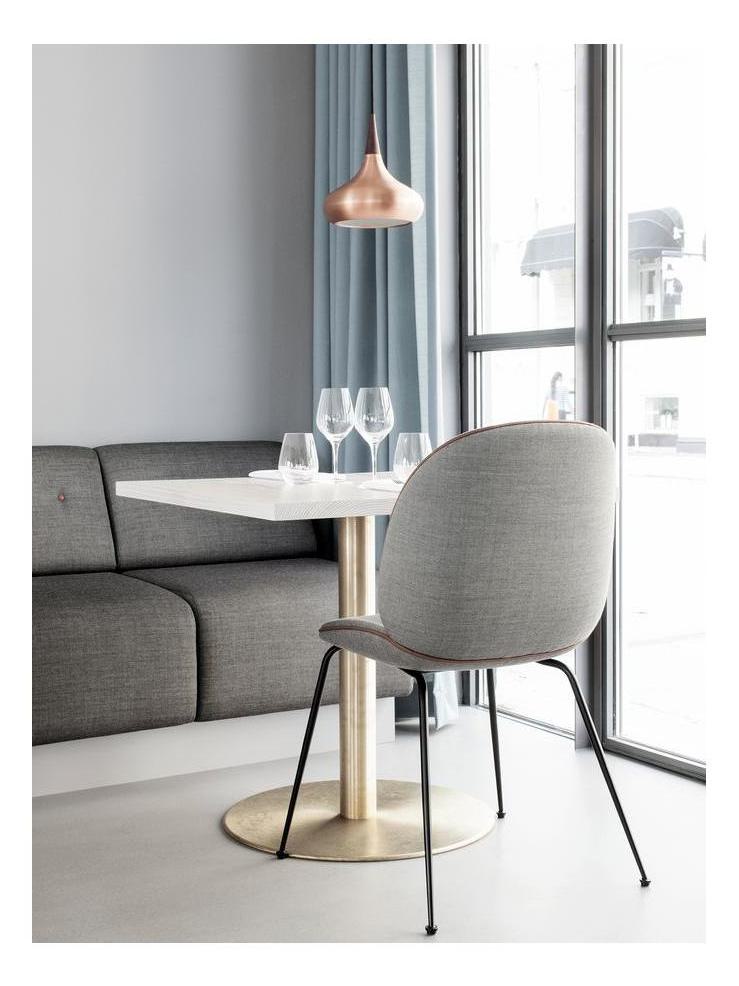 https://objectstorage.ap-seoul-1.oraclecloud.com/n/cnk6gaix2gpw/b/loqoqo-conv/o/gubi/beetle-dining-chair-fully-upholstered/de24cee2-9831-4a26-8972-a6e6f31b7052.jpg
