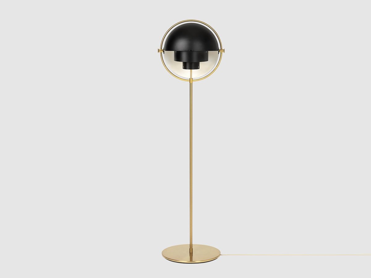 https://objectstorage.ap-seoul-1.oraclecloud.com/n/cnk6gaix2gpw/b/loqoqo-conv/o/gubi/multi-lite-floor-lamp-brass-base/multi_lite_black.jpg