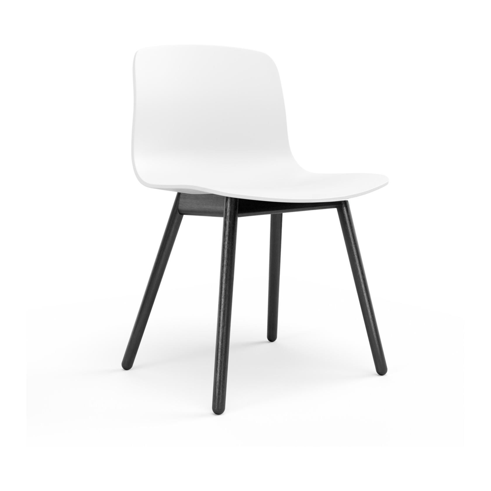 About A Chair AAC 12