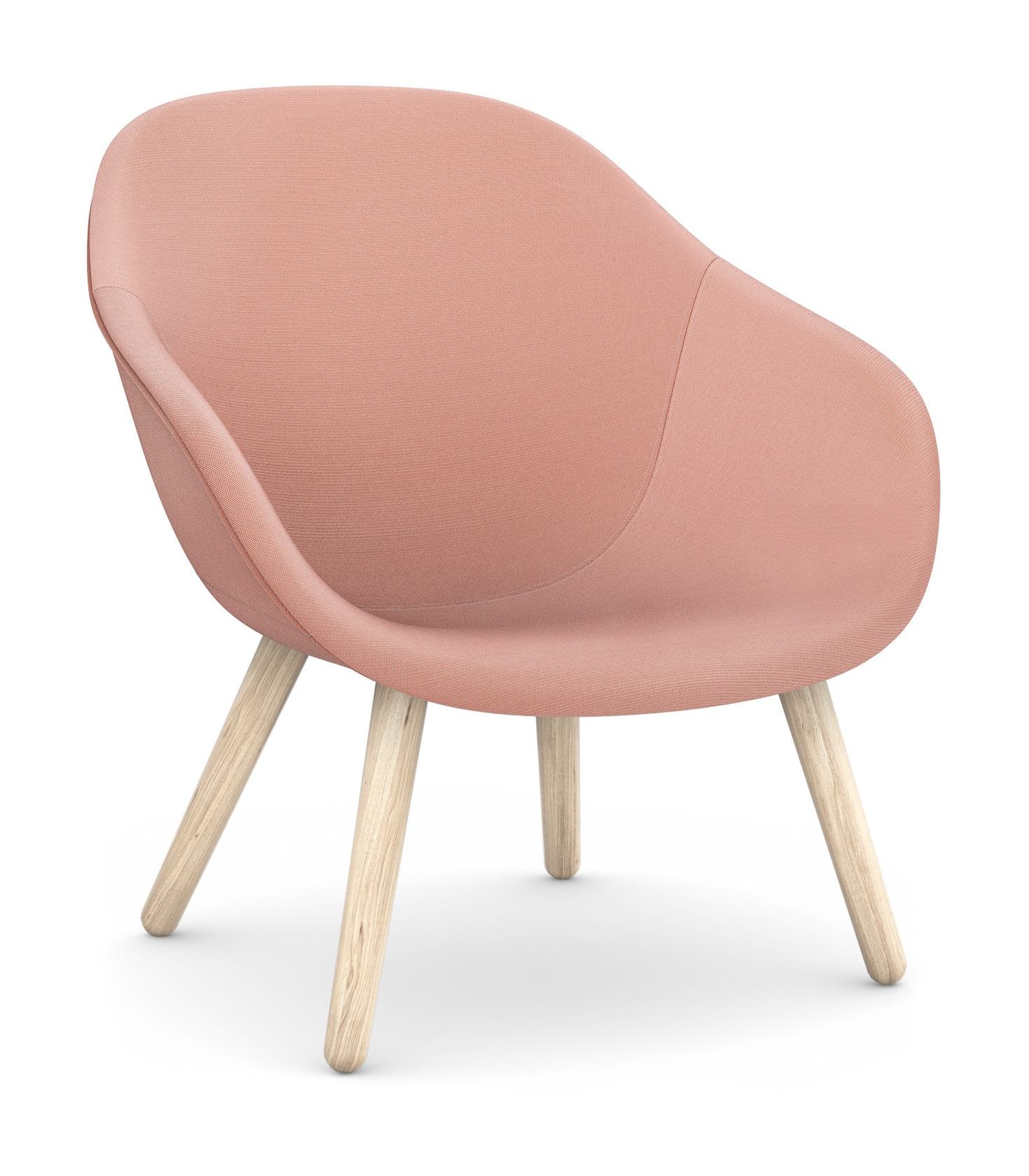 About A Lounge Chair Low AAL 82