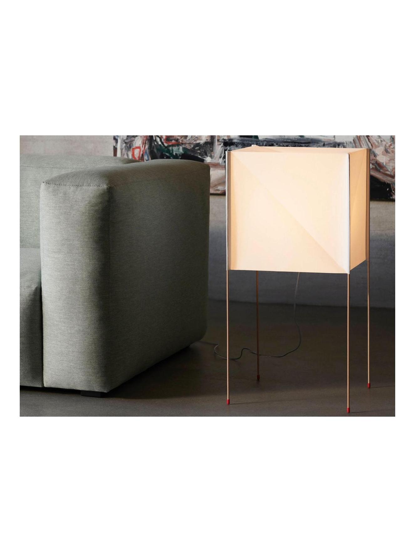 https://objectstorage.ap-seoul-1.oraclecloud.com/n/cnk6gaix2gpw/b/loqoqo-conv/o/hay/paper-cube-floor-lamp/HAYLAMAPDAIREPAPERCUBE.jpg