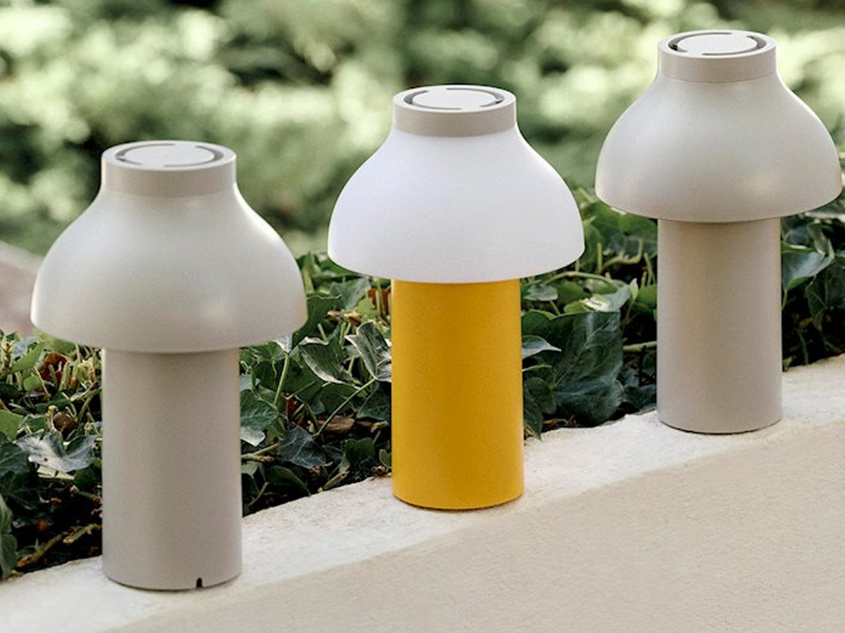 https://objectstorage.ap-seoul-1.oraclecloud.com/n/cnk6gaix2gpw/b/loqoqo-conv/o/hay/pc-portable-table-lamp/pcportablelamp.jpg