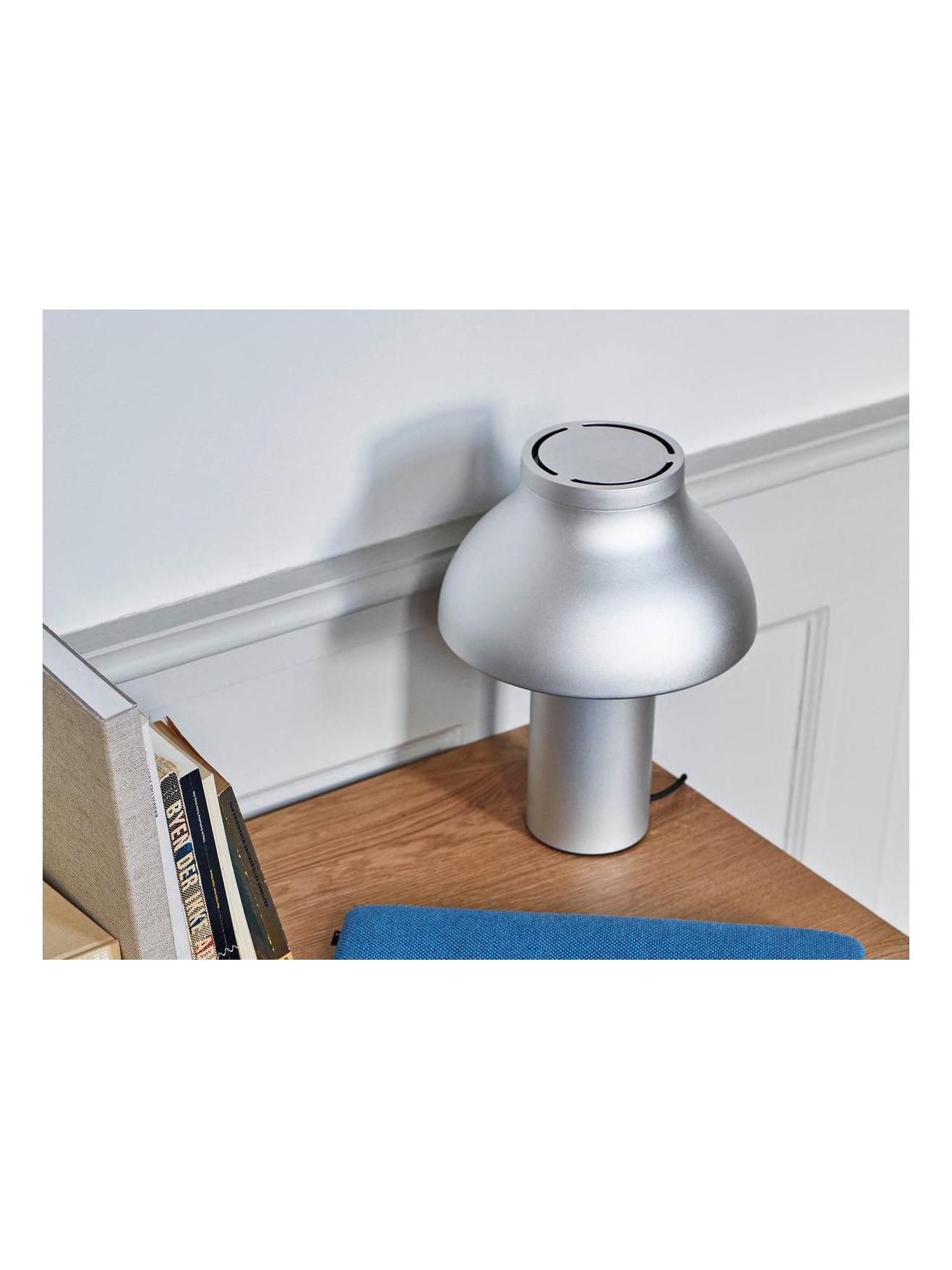 https://objectstorage.ap-seoul-1.oraclecloud.com/n/cnk6gaix2gpw/b/loqoqo-conv/o/hay/pc-table-lamp/0ebd0aa4-d2e9-4841-8293-97be11ab6b12.jpg
