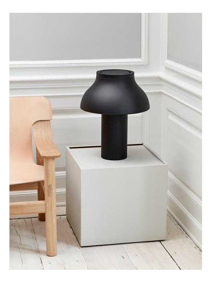 https://objectstorage.ap-seoul-1.oraclecloud.com/n/cnk6gaix2gpw/b/loqoqo-conv/o/hay/pc-table-lamp/af4986da-93d1-4770-9130-6ad7f67ac909.jpg