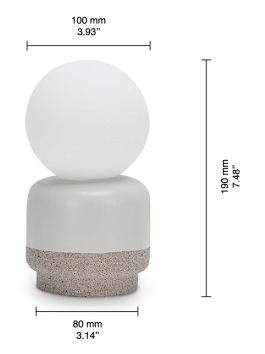 https://objectstorage.ap-seoul-1.oraclecloud.com/n/cnk6gaix2gpw/b/loqoqo-conv/o/ideal-lux/ideal-lux-cream-table-lamp/144646.jpg