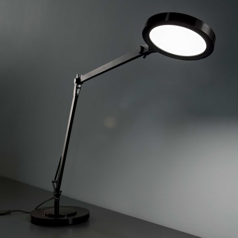 https://objectstorage.ap-seoul-1.oraclecloud.com/n/cnk6gaix2gpw/b/loqoqo-conv/o/ideal-lux/ideal-lux-futura-adjustable-and-dimmable-led-table-lamp/82261.jpg