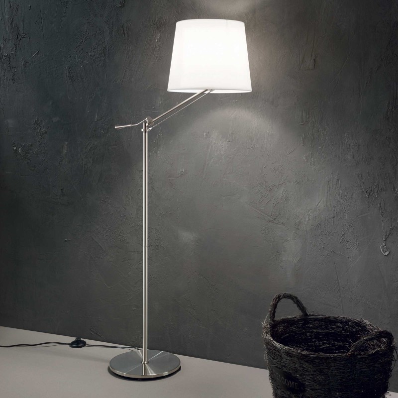 https://objectstorage.ap-seoul-1.oraclecloud.com/n/cnk6gaix2gpw/b/loqoqo-conv/o/ideal-lux/ideal-lux-regol-floor-lamp-in-metal-adjustable-in-height/82077.jpg