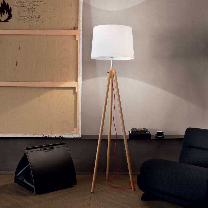 https://objectstorage.ap-seoul-1.oraclecloud.com/n/cnk6gaix2gpw/b/loqoqo-conv/o/ideal-lux/ideal-lux-york-nordic-style-floor-lamp-in-natural-wood/81333.jpg