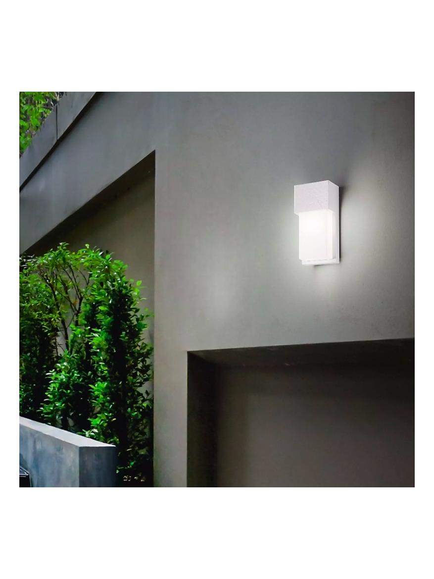 https://objectstorage.ap-seoul-1.oraclecloud.com/n/cnk6gaix2gpw/b/loqoqo-conv/o/isyluce/isyluce-section-wall-lamp/163824.jpg