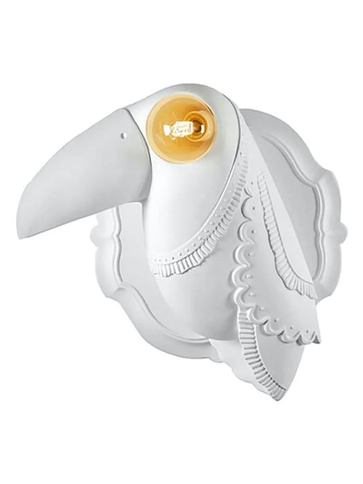 Cubano toucan-shaped wall lamp