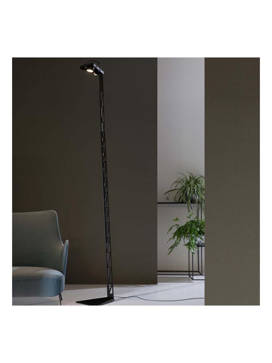https://objectstorage.ap-seoul-1.oraclecloud.com/n/cnk6gaix2gpw/b/loqoqo-conv/o/karman/fireman-led-floor-lamp/141247.jpg
