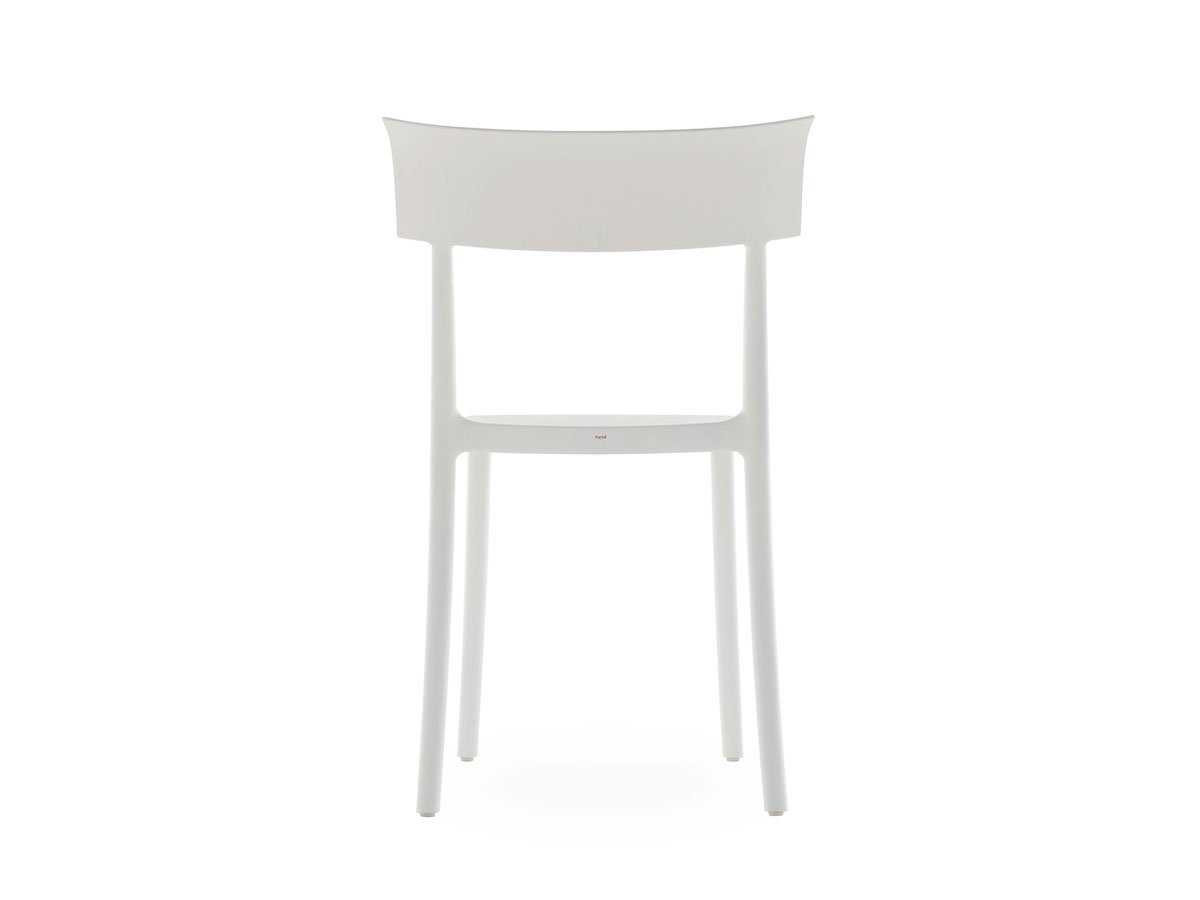 https://objectstorage.ap-seoul-1.oraclecloud.com/n/cnk6gaix2gpw/b/loqoqo-conv/o/kartell/catwalk-mat-chair/CatwalkMatChairKartellBianco4.jpg