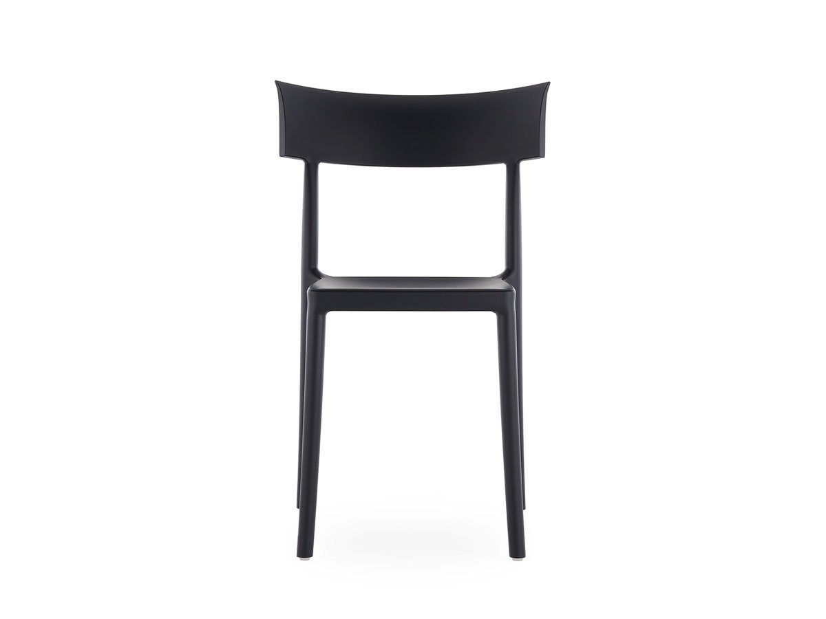 https://objectstorage.ap-seoul-1.oraclecloud.com/n/cnk6gaix2gpw/b/loqoqo-conv/o/kartell/catwalk-mat-chair/CatwalkMatChairKartellNero.jpg