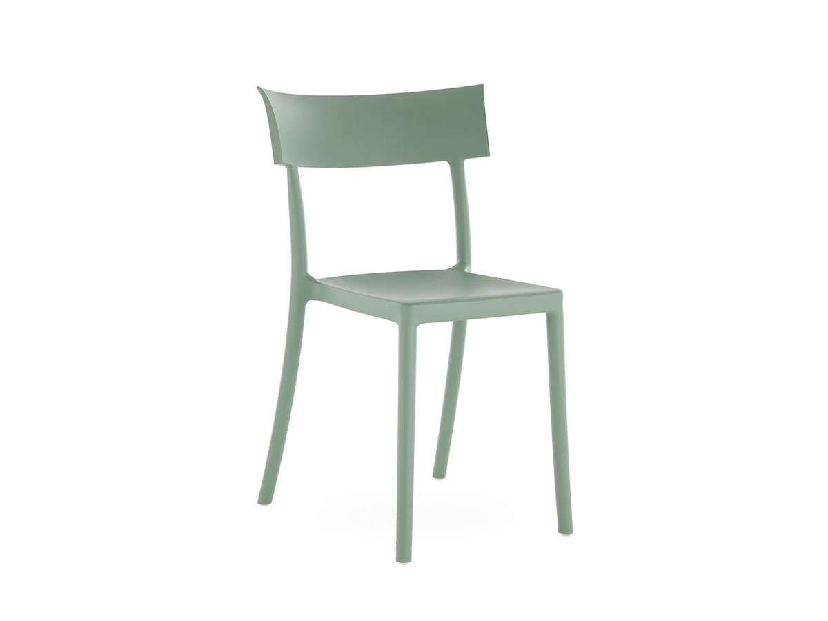 https://objectstorage.ap-seoul-1.oraclecloud.com/n/cnk6gaix2gpw/b/loqoqo-conv/o/kartell/catwalk-mat-chair/CatwalkMatChairKartellVerdeSalvia2.jpg