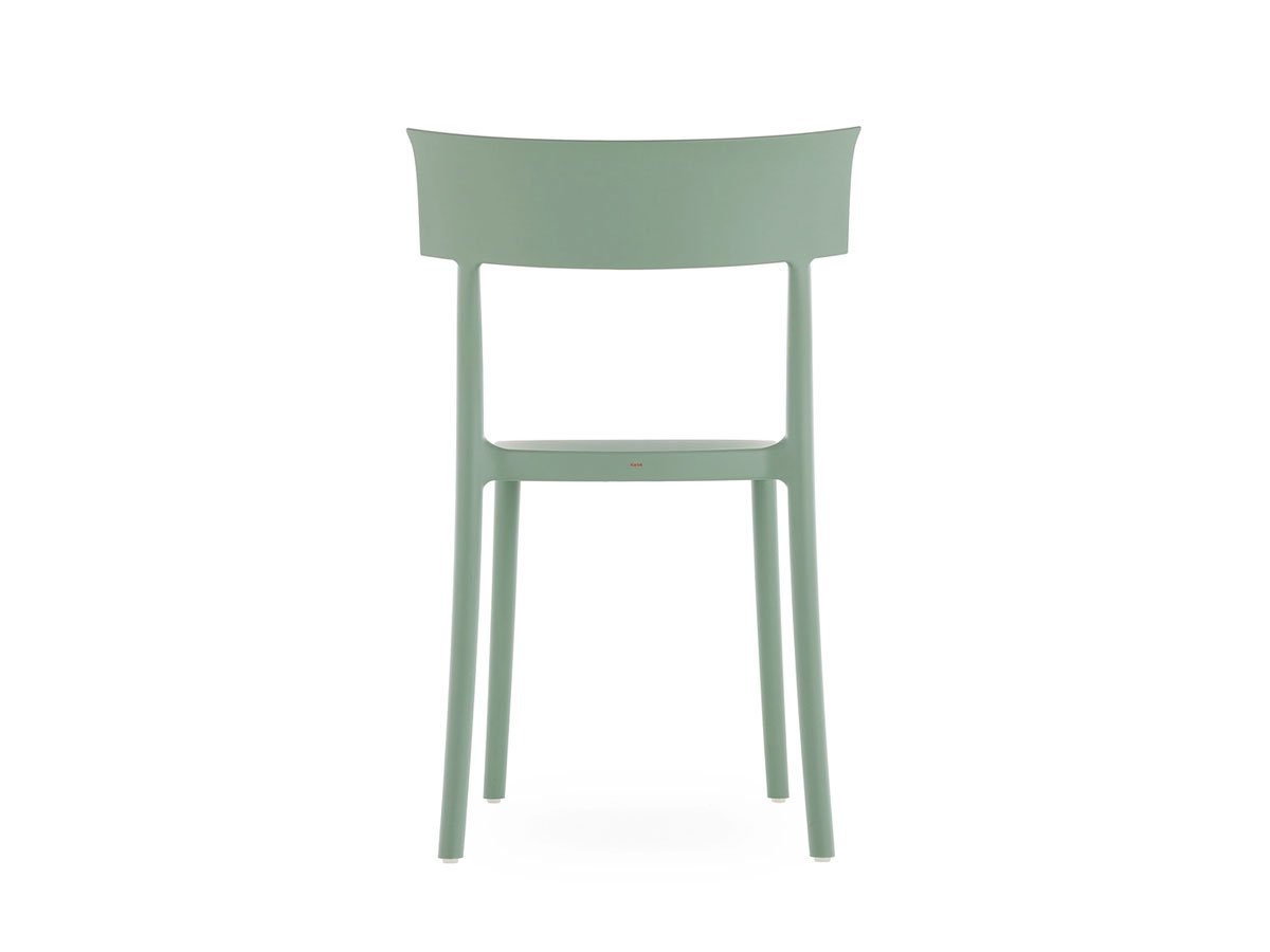 https://objectstorage.ap-seoul-1.oraclecloud.com/n/cnk6gaix2gpw/b/loqoqo-conv/o/kartell/catwalk-mat-chair/CatwalkMatChairKartellVerdeSalvia4.jpg