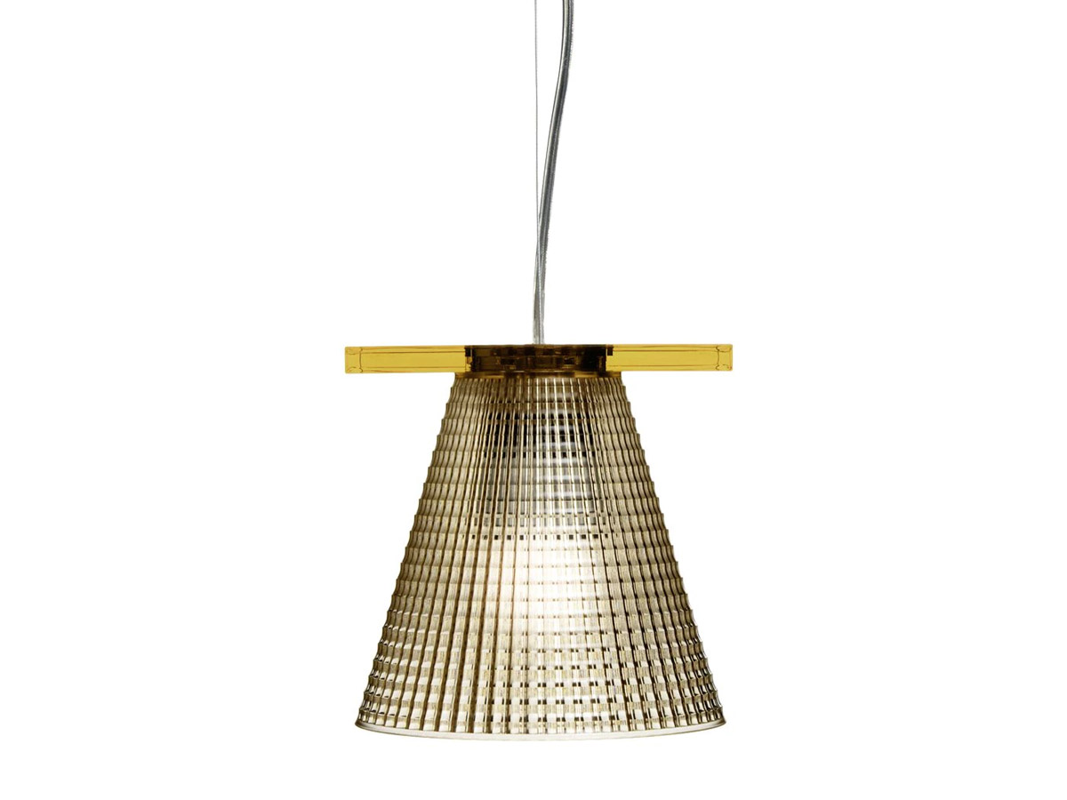 https://objectstorage.ap-seoul-1.oraclecloud.com/n/cnk6gaix2gpw/b/loqoqo-conv/o/kartell/light-air-suspension-lamp-sculptured/LightAirSculpturedAmberSuspensionLampKartell_1.jpg