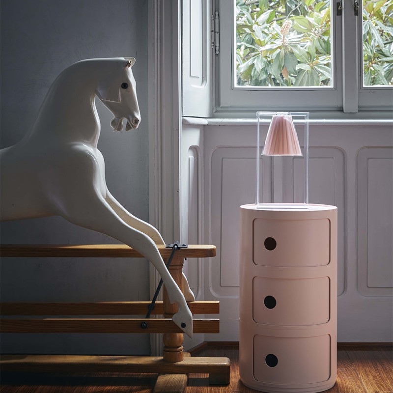 https://objectstorage.ap-seoul-1.oraclecloud.com/n/cnk6gaix2gpw/b/loqoqo-conv/o/kartell/light-air-table-lamp/118513.jpg