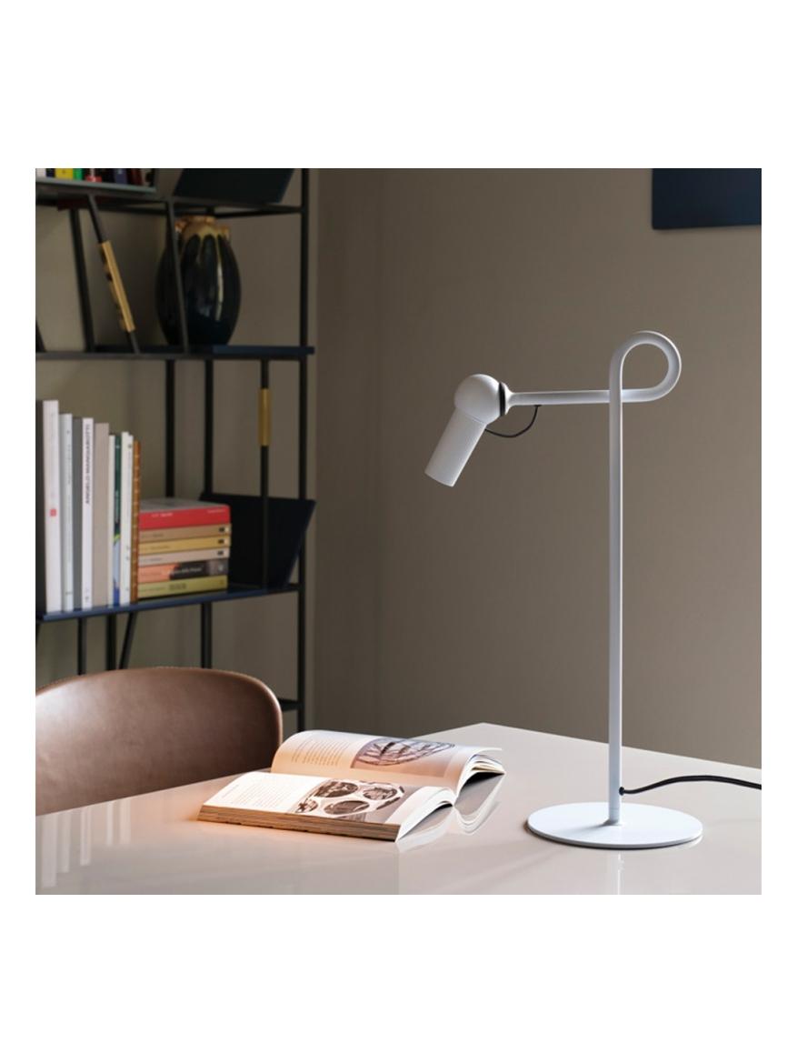https://objectstorage.ap-seoul-1.oraclecloud.com/n/cnk6gaix2gpw/b/loqoqo-conv/o/kundalini/bird-led-table-lamp/155869.jpg