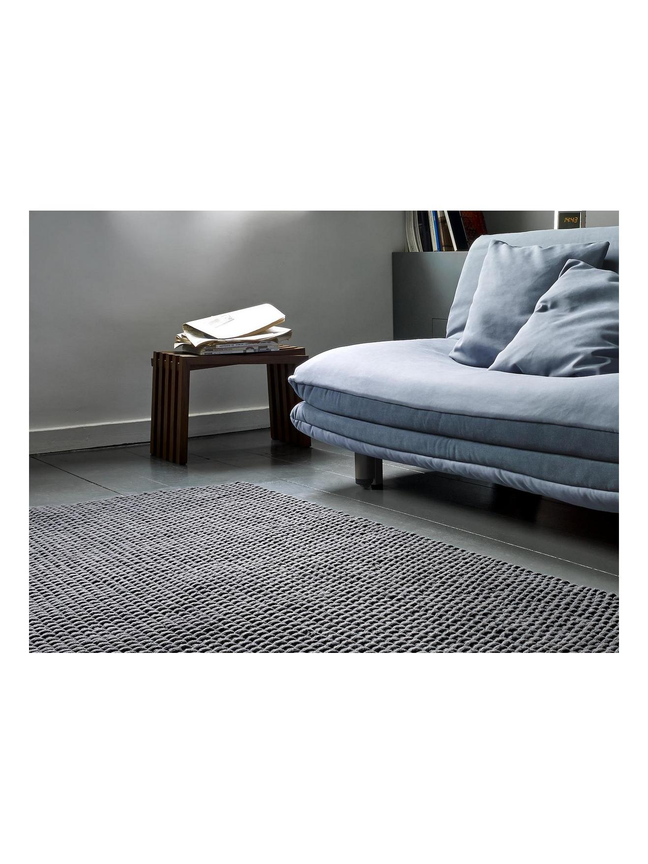 https://objectstorage.ap-seoul-1.oraclecloud.com/n/cnk6gaix2gpw/b/loqoqo-conv/o/ligne-roset/rope-rug/rope-ligne-roset.jpg