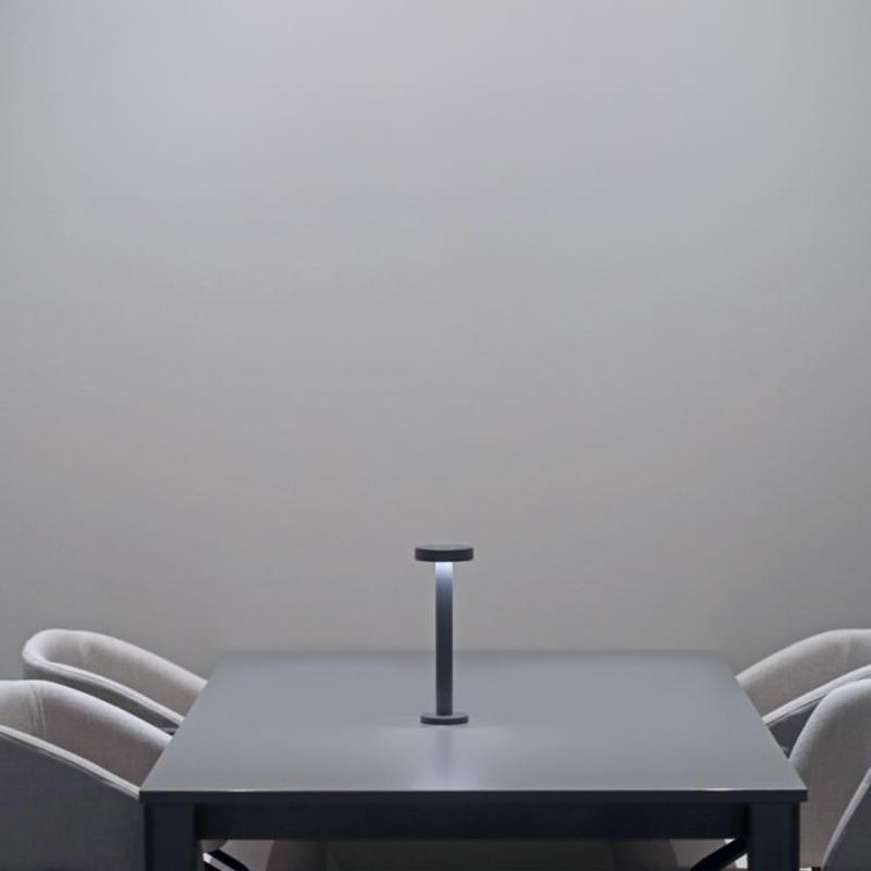 https://objectstorage.ap-seoul-1.oraclecloud.com/n/cnk6gaix2gpw/b/loqoqo-conv/o/logica-illuminazione/logica-zen-battery-table-led-lamp/126866.jpg