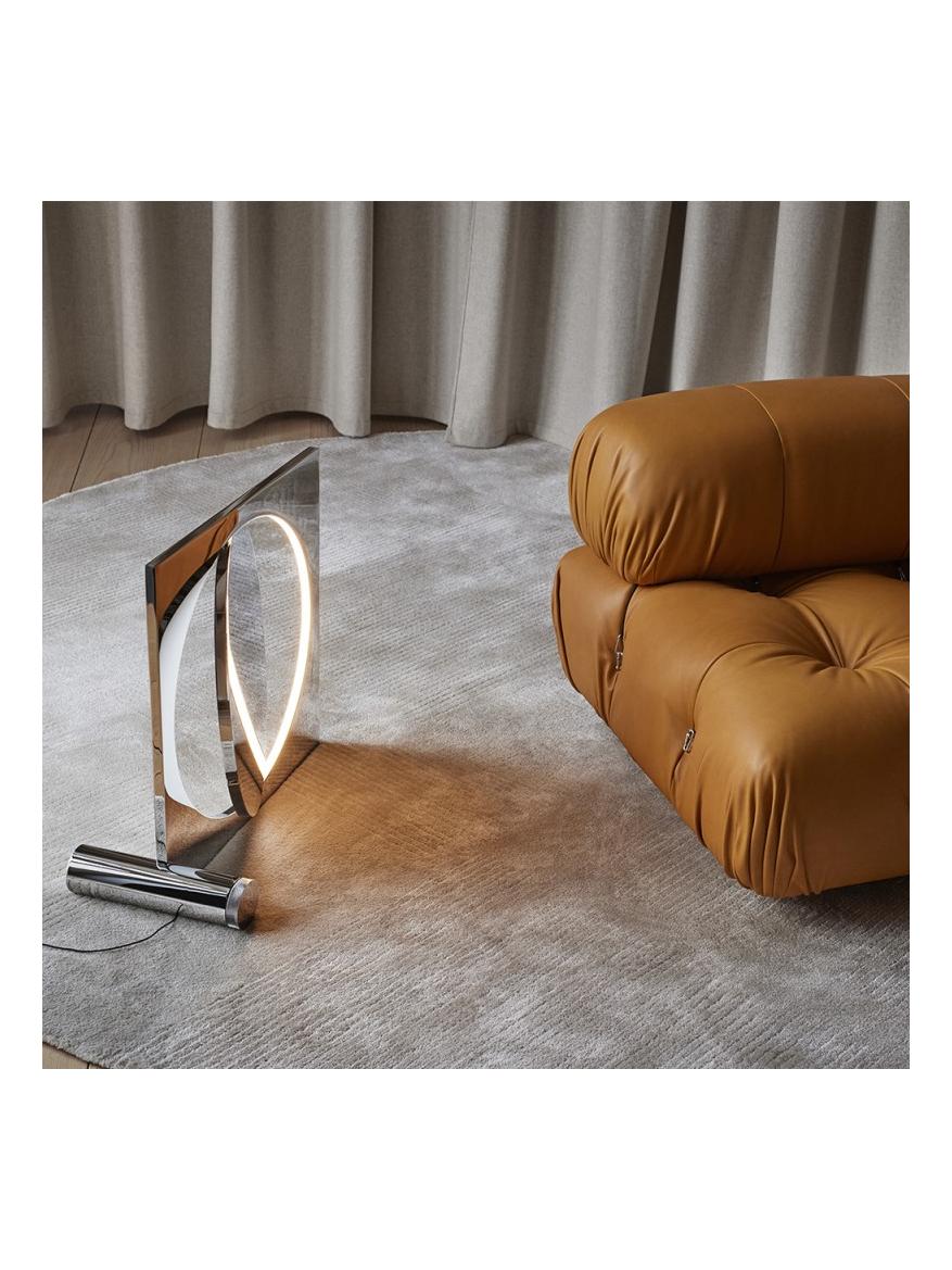 https://objectstorage.ap-seoul-1.oraclecloud.com/n/cnk6gaix2gpw/b/loqoqo-conv/o/louis-poulsen/moonsetter-rotating-floor-lamp/75035.jpg