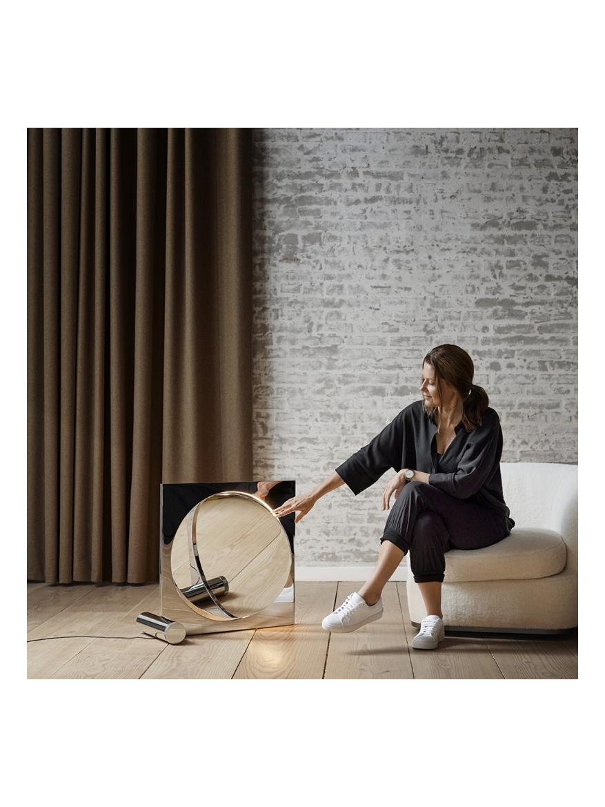 https://objectstorage.ap-seoul-1.oraclecloud.com/n/cnk6gaix2gpw/b/loqoqo-conv/o/louis-poulsen/moonsetter-rotating-floor-lamp/75041.jpg