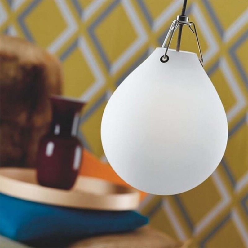 https://objectstorage.ap-seoul-1.oraclecloud.com/n/cnk6gaix2gpw/b/loqoqo-conv/o/louis-poulsen/moser-suspension-lamp-in-white-glass/43895.jpg