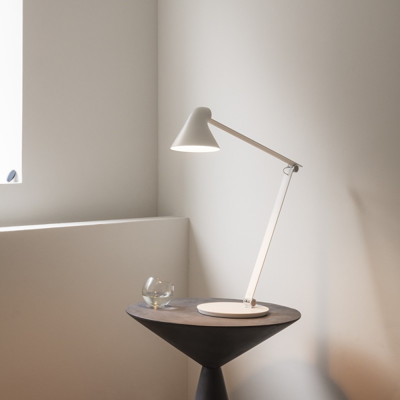 https://objectstorage.ap-seoul-1.oraclecloud.com/n/cnk6gaix2gpw/b/loqoqo-conv/o/louis-poulsen/njp-table-led-lamp/109164.jpg
