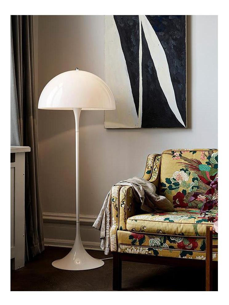 https://objectstorage.ap-seoul-1.oraclecloud.com/n/cnk6gaix2gpw/b/loqoqo-conv/o/louis-poulsen/panthella-floor-lamp/dc95fa52-d39c-4954-9abc-368f733f5a4e.jpg