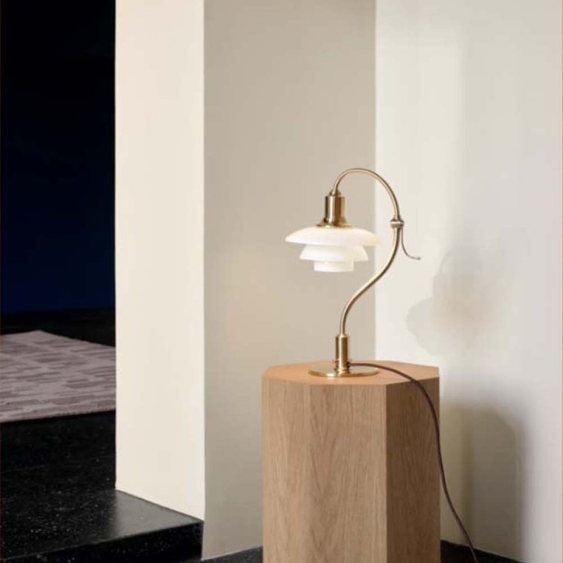 https://objectstorage.ap-seoul-1.oraclecloud.com/n/cnk6gaix2gpw/b/loqoqo-conv/o/louis-poulsen/ph-2-2-question-mark-limited-edition-table-lamp-2021/43187.jpg