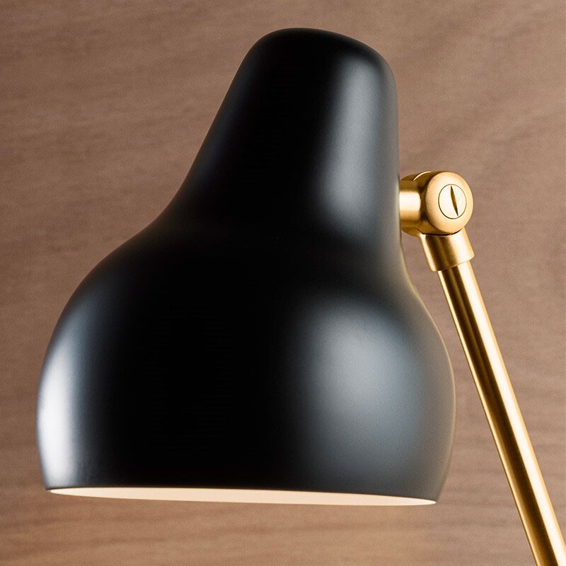https://objectstorage.ap-seoul-1.oraclecloud.com/n/cnk6gaix2gpw/b/loqoqo-conv/o/louis-poulsen/vl-38-table-lamp-black-and-brass/26201.jpg