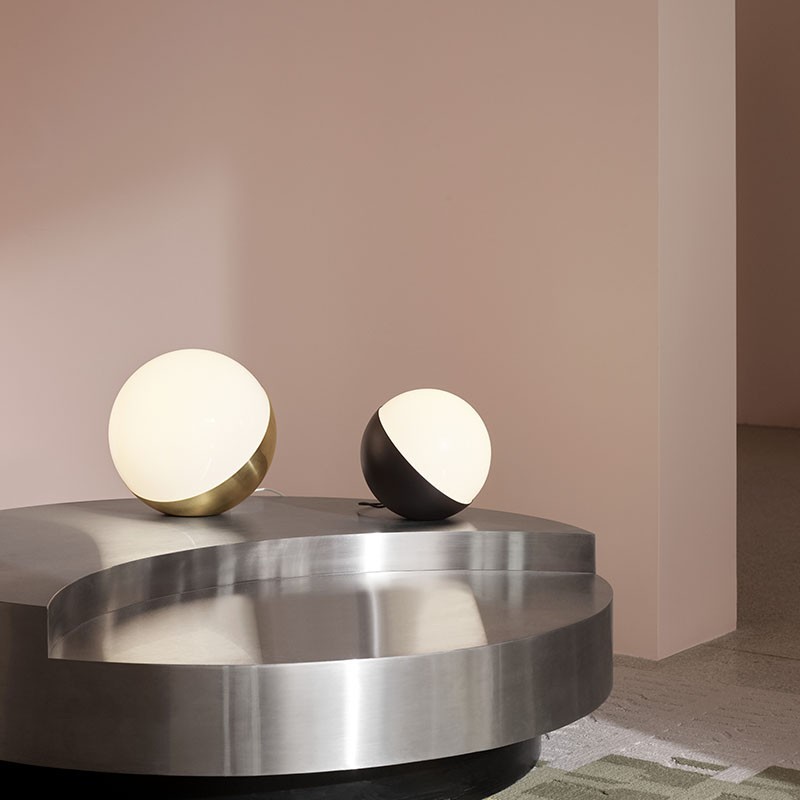https://objectstorage.ap-seoul-1.oraclecloud.com/n/cnk6gaix2gpw/b/loqoqo-conv/o/louis-poulsen/vl-studio-dimmable-table-floor-sphere-lamp/57991.jpg