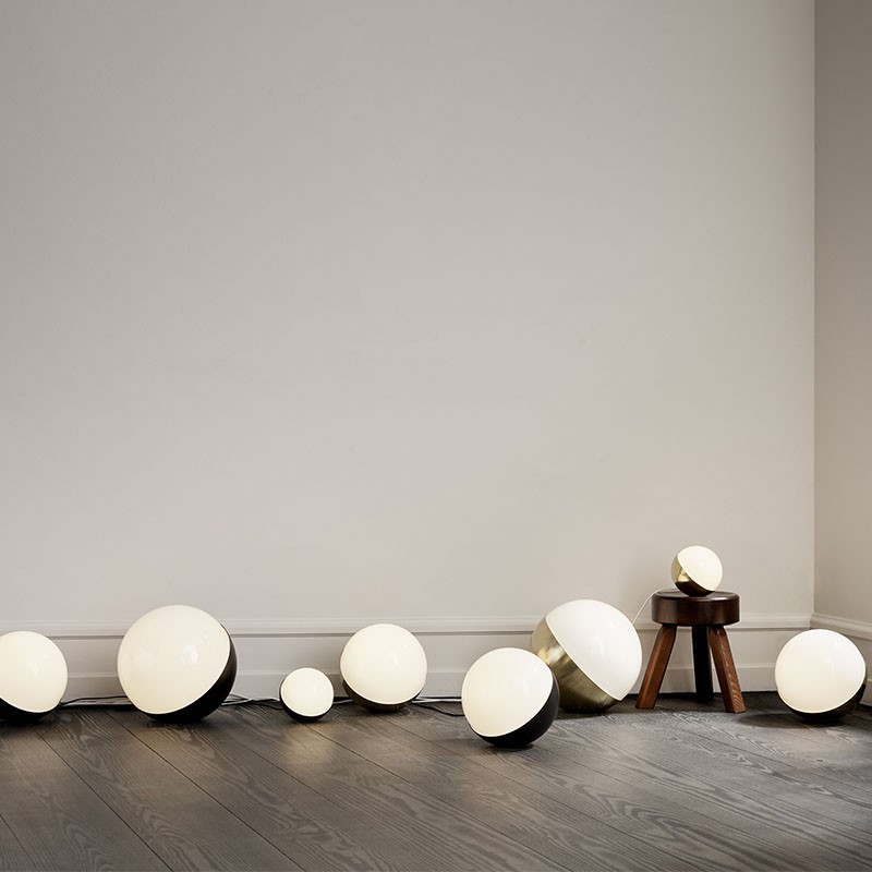 https://objectstorage.ap-seoul-1.oraclecloud.com/n/cnk6gaix2gpw/b/loqoqo-conv/o/louis-poulsen/vl-studio-dimmable-table-floor-sphere-lamp/57992.jpg