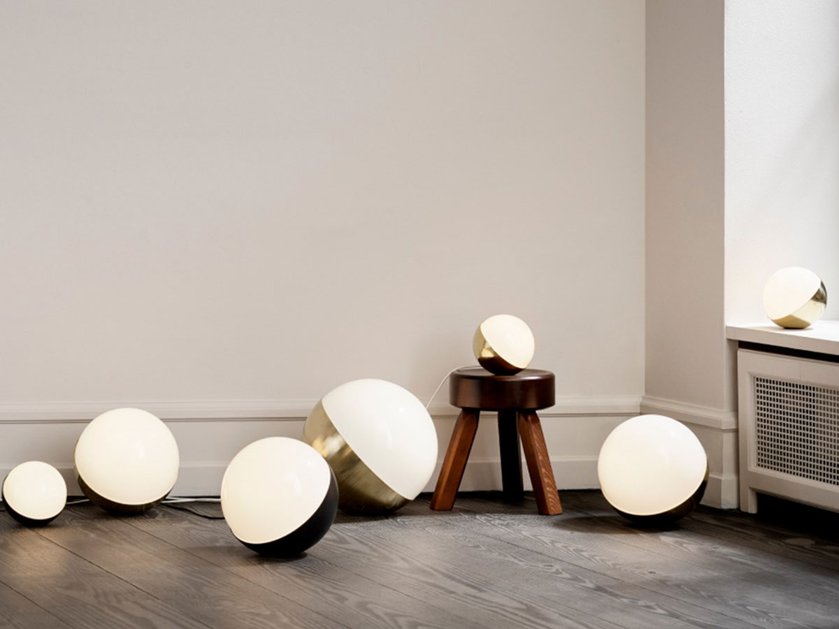 https://objectstorage.ap-seoul-1.oraclecloud.com/n/cnk6gaix2gpw/b/loqoqo-conv/o/louis-poulsen/vl-studio-floor-table-lamp/lampdavl.jpg