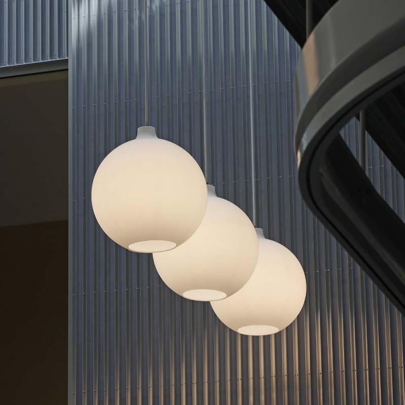 https://objectstorage.ap-seoul-1.oraclecloud.com/n/cnk6gaix2gpw/b/loqoqo-conv/o/louis-poulsen/wohlert-glass-suspension-lamp/41109.jpg