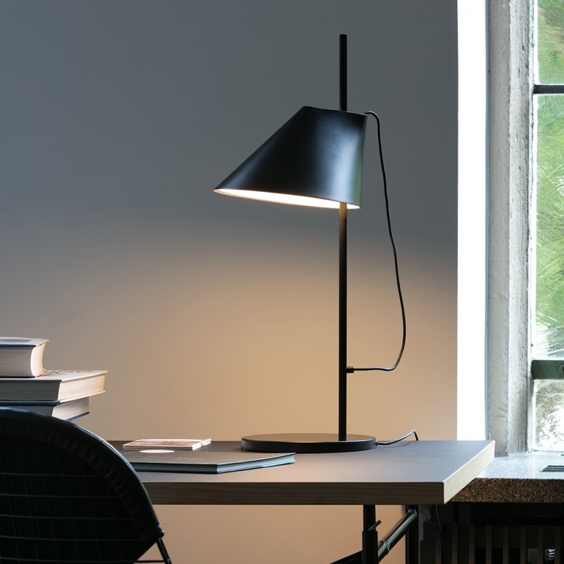 https://objectstorage.ap-seoul-1.oraclecloud.com/n/cnk6gaix2gpw/b/loqoqo-conv/o/louis-poulsen/yuh-table-lamp-led-dimmable/73858.jpg