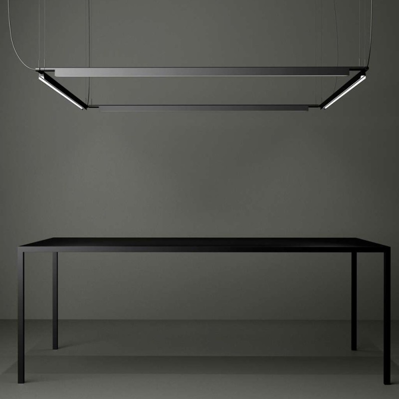 https://objectstorage.ap-seoul-1.oraclecloud.com/n/cnk6gaix2gpw/b/loqoqo-conv/o/luceplan/compendium-led-black-suspension-lamp/110531.jpg