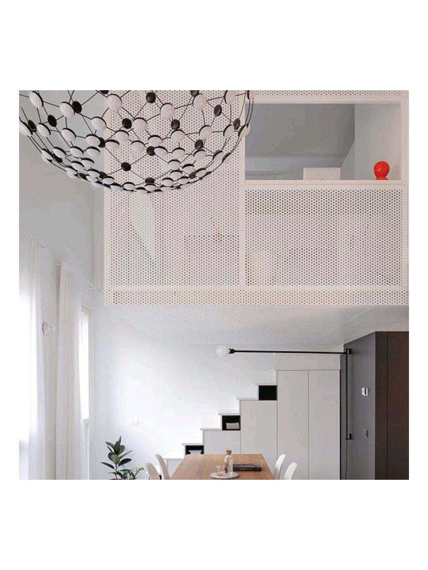 https://objectstorage.ap-seoul-1.oraclecloud.com/n/cnk6gaix2gpw/b/loqoqo-conv/o/luceplan/mesh-d-100-wireless-led-suspension-lamp-managed-with-app/64354.jpg