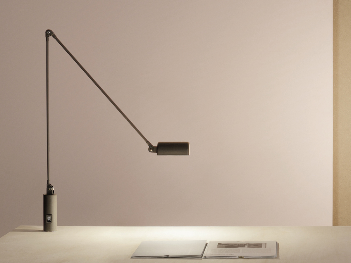 https://objectstorage.ap-seoul-1.oraclecloud.com/n/cnk6gaix2gpw/b/loqoqo-conv/o/lumina/daphine-cilindro-table-lamp/daphine_cilindro.jpg